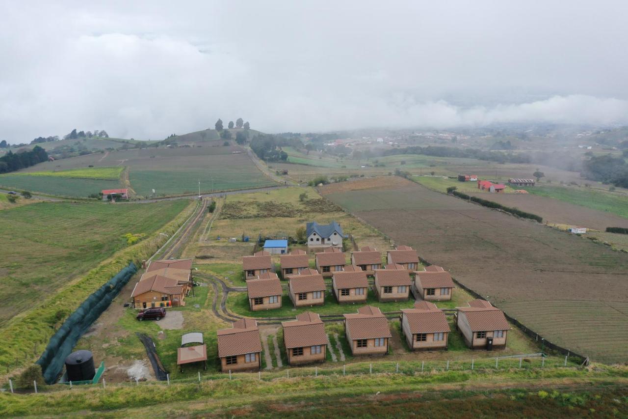 Hotel Cabanas Y Mirador Secret Garden Cr Cartago Dış mekan fotoğraf
